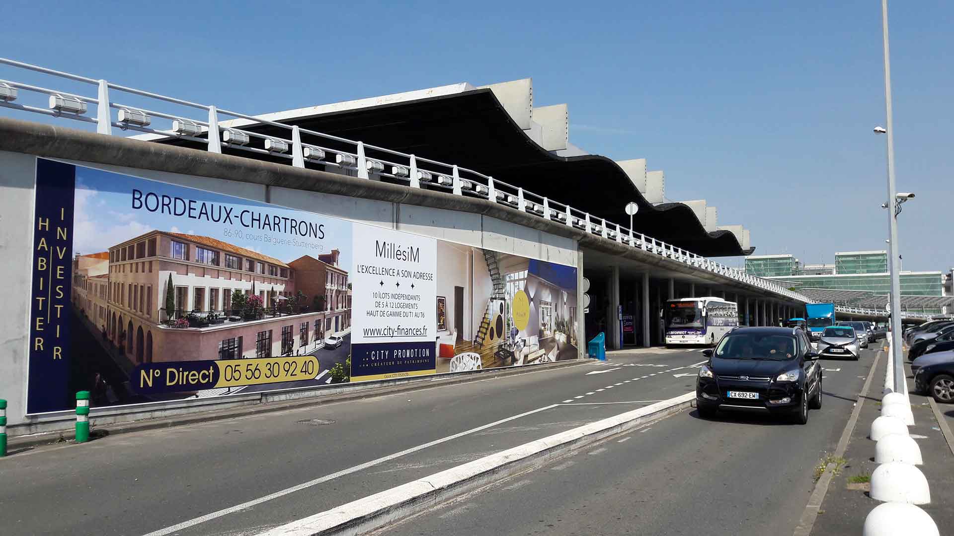 Panneau publicitaire Aéroport Bordeaux
